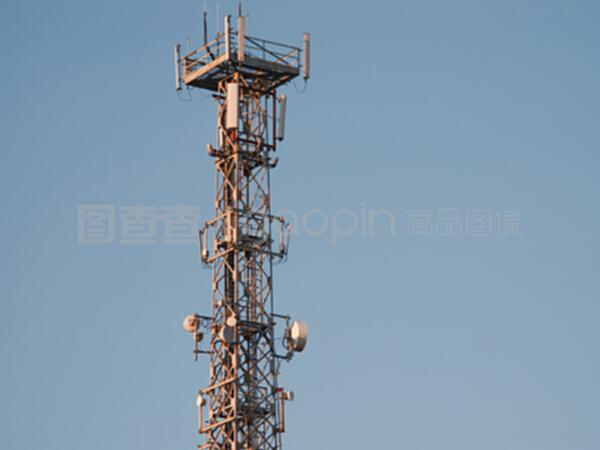 天线塔与电信器材 连接世界的隐形基石